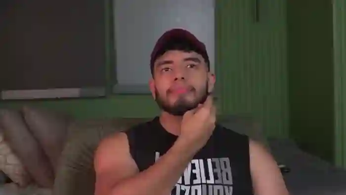 2025/09/22/flirt4free-nick-vans-22-13-53