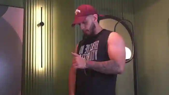 2025/09/22/flirt4free-nick-vans-23-15-04