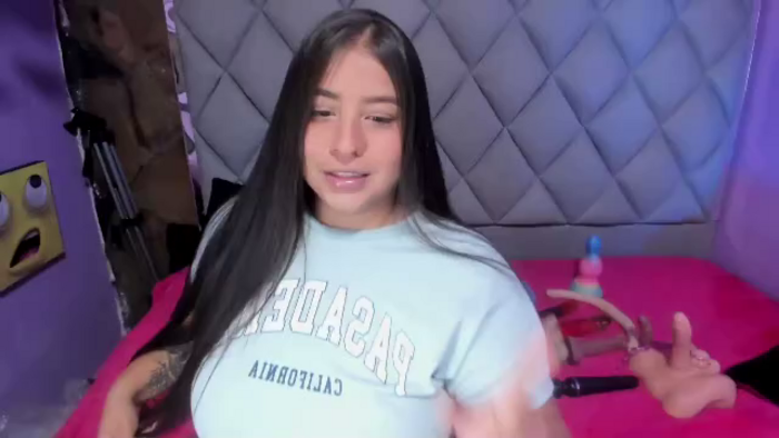 luisana-boobs