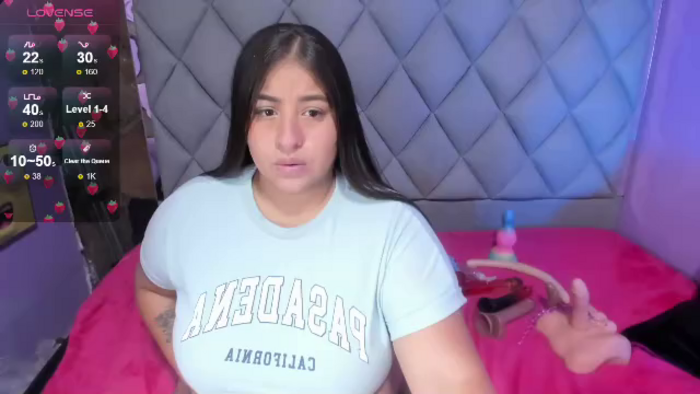 luisana-boobs