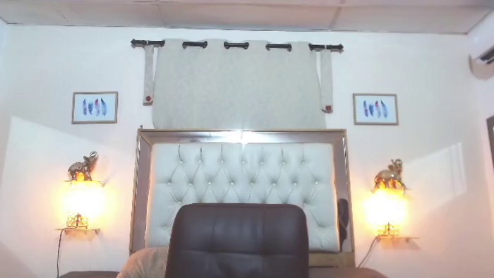 hanni-fox