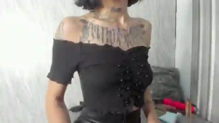 2025/09/24/flirt4free-wanda-snake-20-57-41