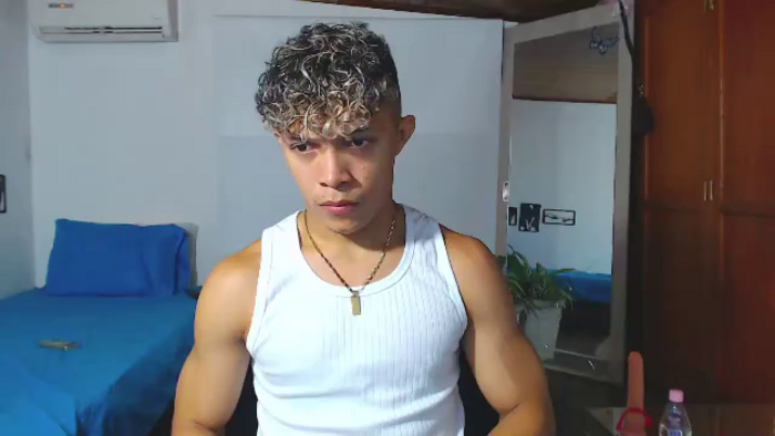 lucas-luxx