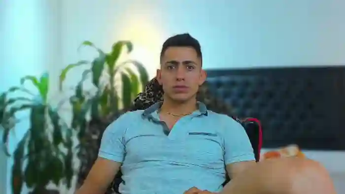 2025/09/24/flirt4free-zach-price-10-22-21