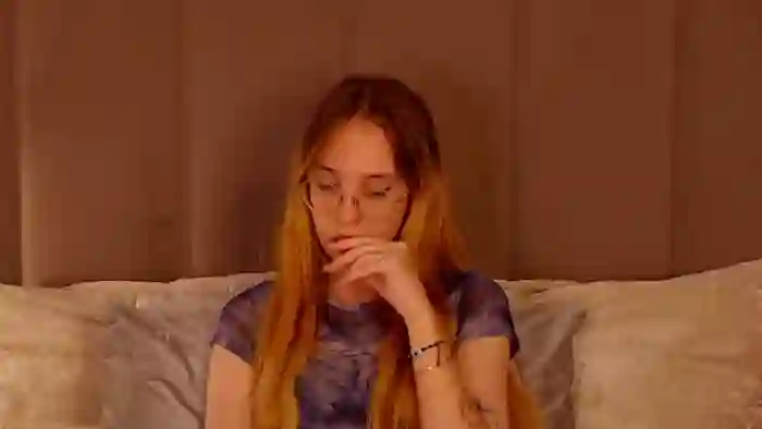 2025/09/25/flirt4free-lina-lewitt-21-48-00