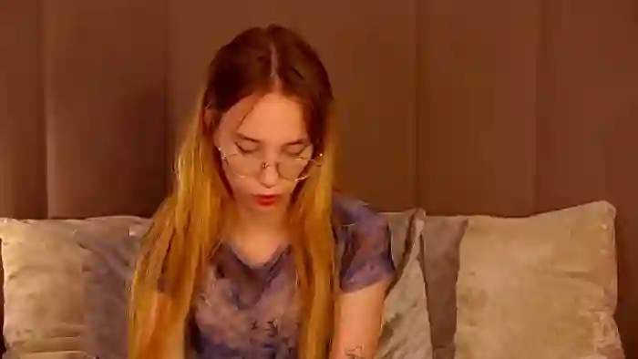 2025/09/26/flirt4free-lina-lewitt-02-39-31