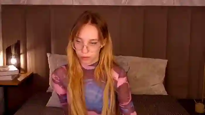 2025/09/26/flirt4free-lina-lewitt-20-21-57