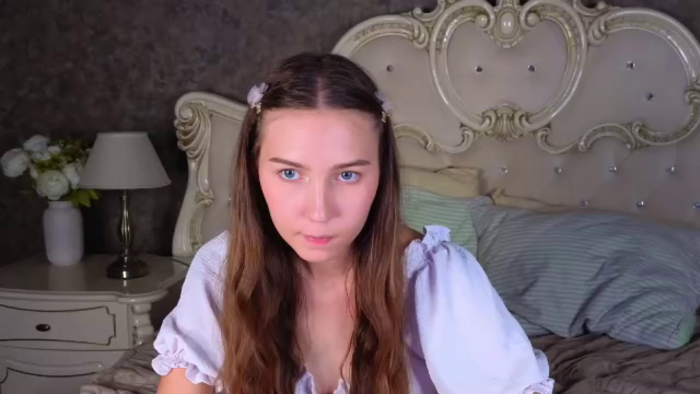 olivia-lay