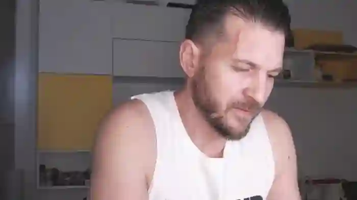 2025/09/27/flirt4free-hadess-17-24-50