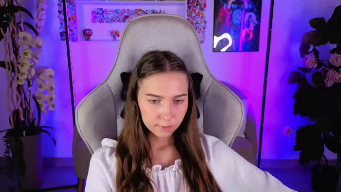 olivia-lay