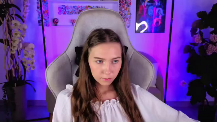 olivia-lay