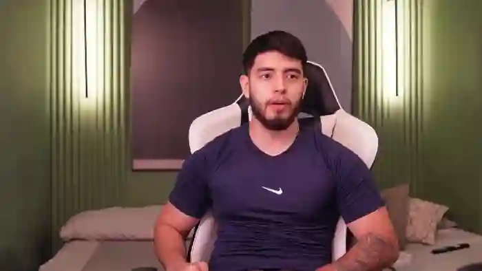 2025/09/28/flirt4free-nick-vans-22-14-35