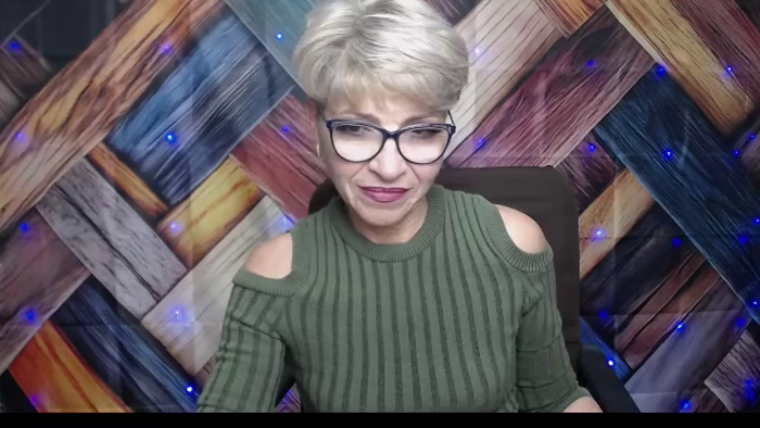 holly-incredible