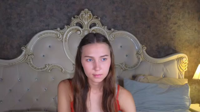 olivia-lay