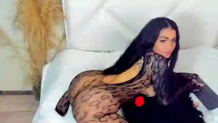 2025/10/02/flirt4free-lina-princess-07-27-18