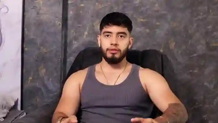 2025/10/02/flirt4free-nick-vans-16-34-52
