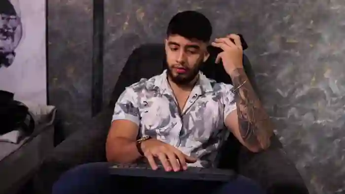 2025/10/04/flirt4free-nick-vans-14-45-21
