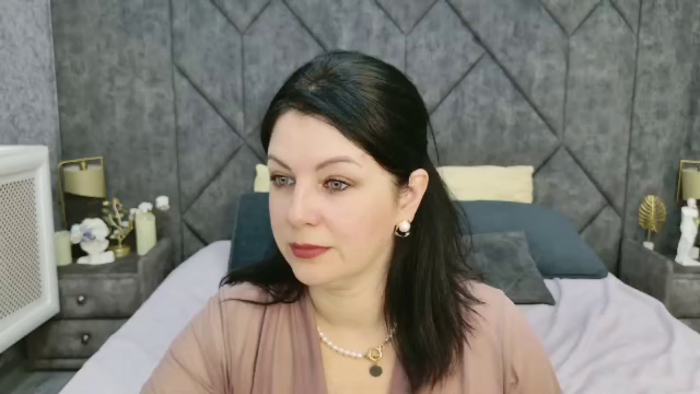 nina-stane