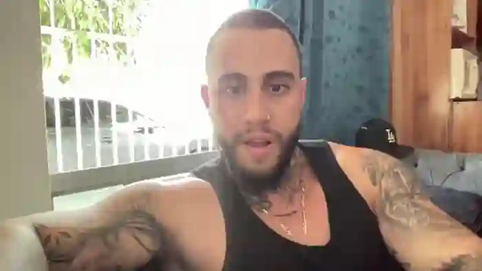 2025/10/07/flirt4free-magic-mak-19-18-54