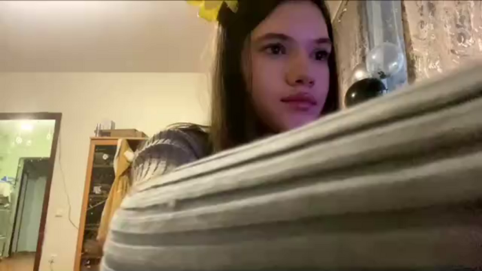 primrose-buffkin
