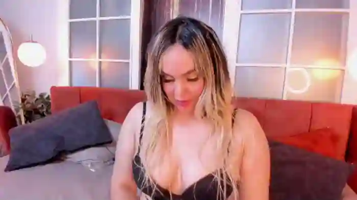 2025/10/08/flirt4free-valerie-lux-17-41-49