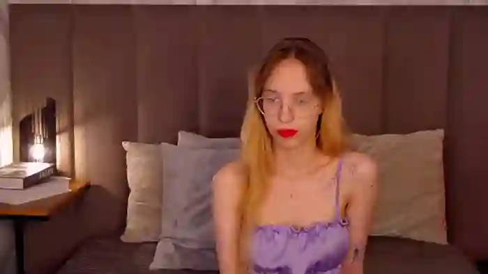 2025/10/09/flirt4free-lina-lewitt-15-35-09