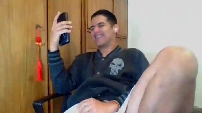 2025/10/09/flirt4free-zac-gray-13-39-35