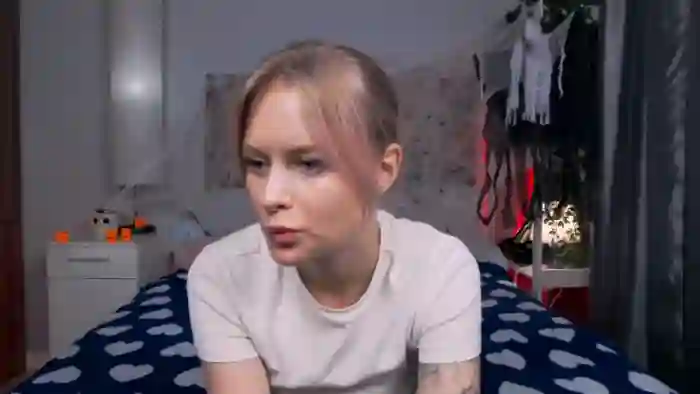 2025/10/10/flirt4free-luna-luxy-18-40-44