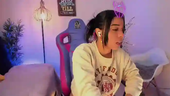 2025/10/10/flirt4free-madelyn-rose-02-31-38