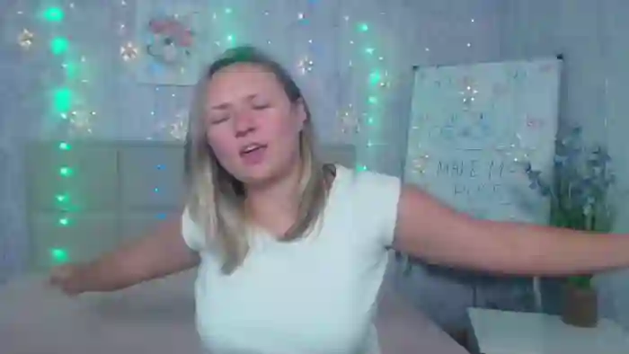 2025/10/10/flirt4free-sally-verda-01-35-55