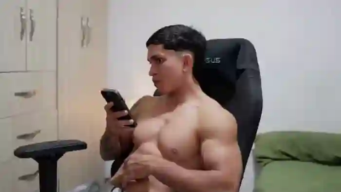 2025/10/10/flirt4free-noahh-jacob-23-49-59