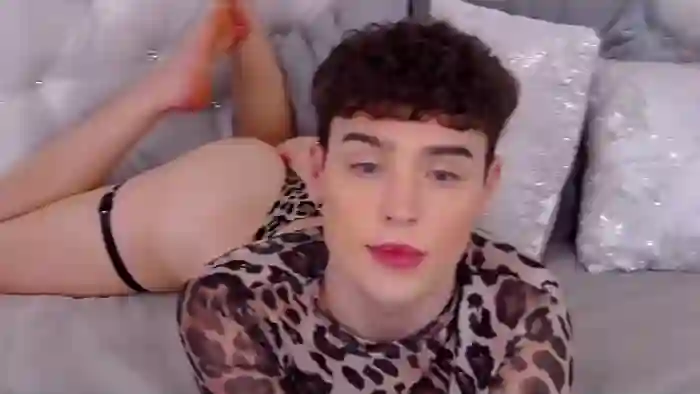 2025/10/10/flirt4free-robert-rosenberg-09-53-37