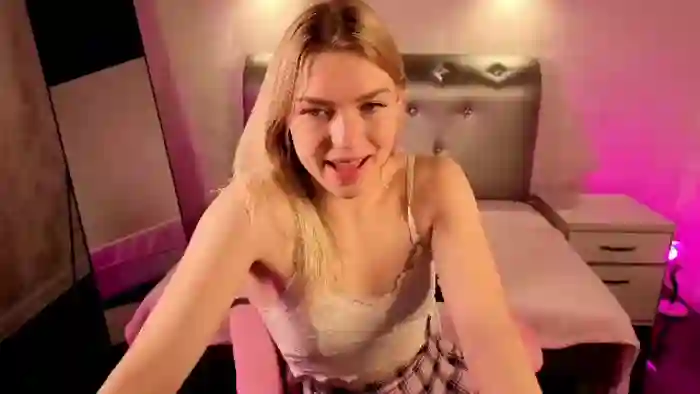 2025/10/11/flirt4free-margo-winsor-03-03-43