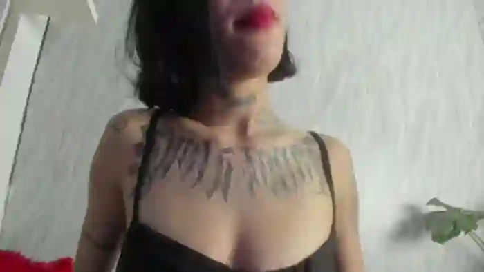 2025/10/11/flirt4free-wanda-snake-05-26-53