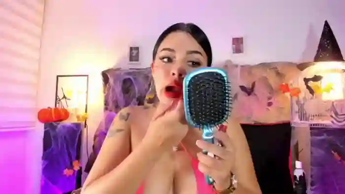 2025/10/12/flirt4free-linda-fosterr-05-30-16