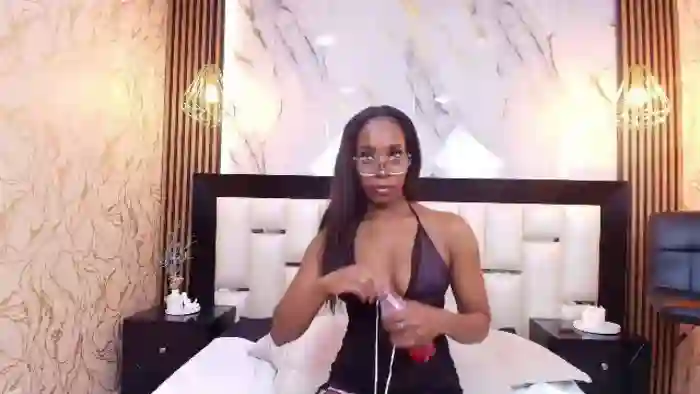 2025/10/13/flirt4free-kelly-swift-09-18-59