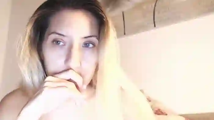 2025/10/13/flirt4free-megan-blaze-00-37-07