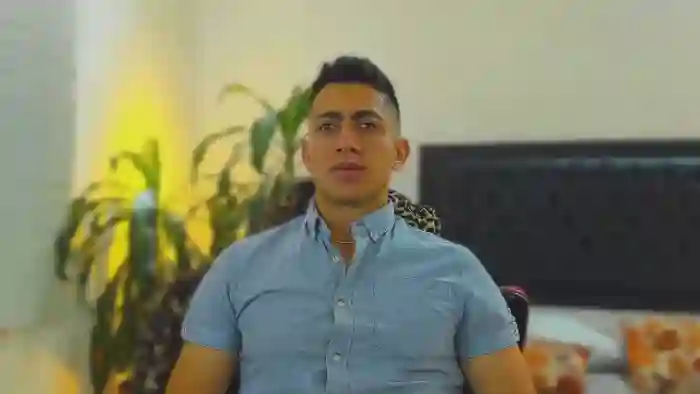 2025/10/13/flirt4free-zach-price-05-45-05