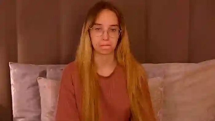 2025/10/14/flirt4free-lina-lewitt-04-53-22