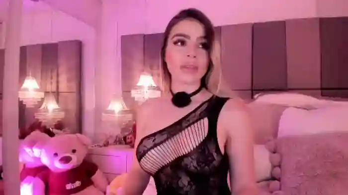 2025/10/14/flirt4free-mia-klein-01-17-29