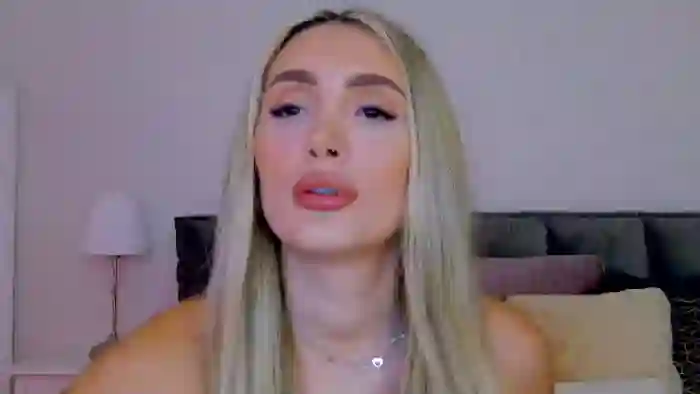 2025/10/14/flirt4free-sasha-elite-19-59-55