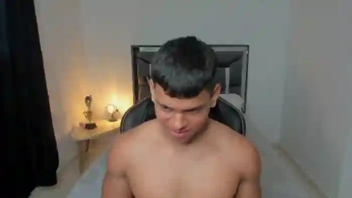 2025/10/14/flirt4free-stefan-lennox-20-02-24