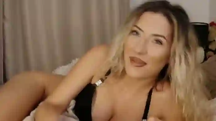 2025/10/15/flirt4free-megan-blaze-17-59-09