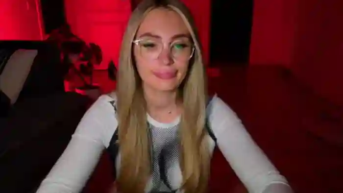 2025/10/15/flirt4free-sasha-elite-22-27-59