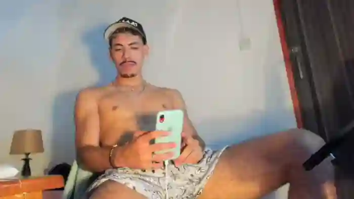2025/10/15/flirt4free-marlon-teixeiraaa-23-16-27