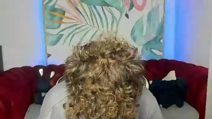 2025/10/15/flirt4free-valentin-martel-09-38-36