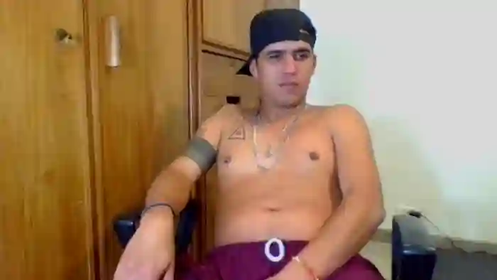 2025/10/15/flirt4free-zac-gray-03-38-35