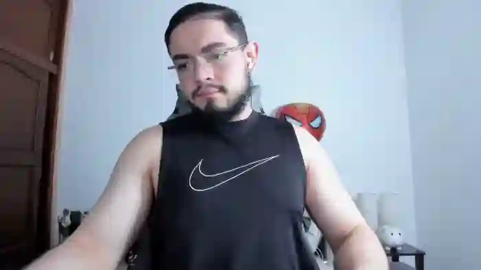 2025/10/17/flirt4free-luigi-white-21-51-28