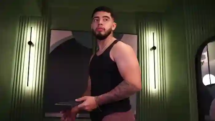 2025/10/17/flirt4free-nick-vans-13-55-42