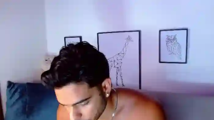 2025/10/17/flirt4free-thomas-spellman-00-27-17